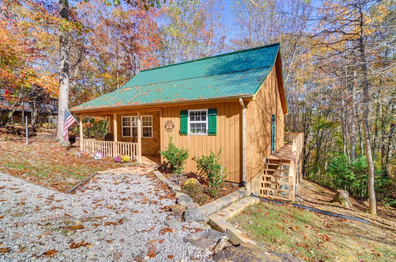 Burnside Resort Cabin With Hot Tub And Outdoor Spots! Bagian luar foto