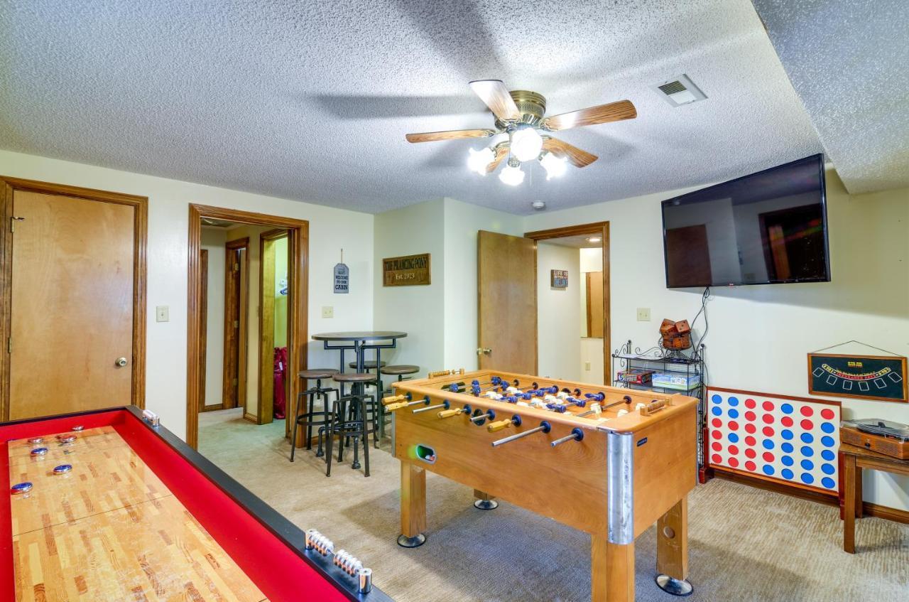 Burnside Resort Cabin With Hot Tub And Outdoor Spots! Bagian luar foto